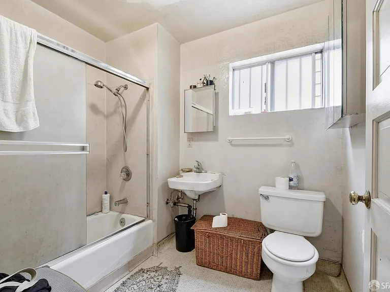 438-440 Lily St, San Francisco, CA 94102