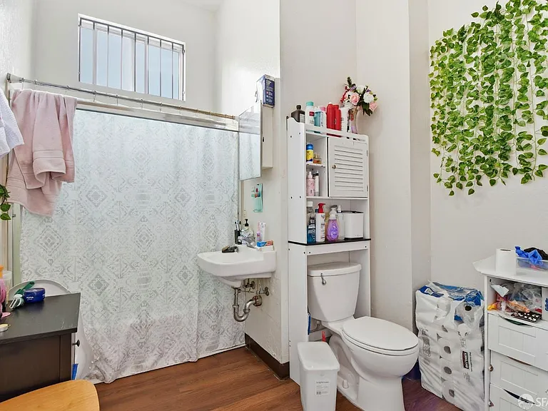 438-440 Lily St, San Francisco, CA 94102