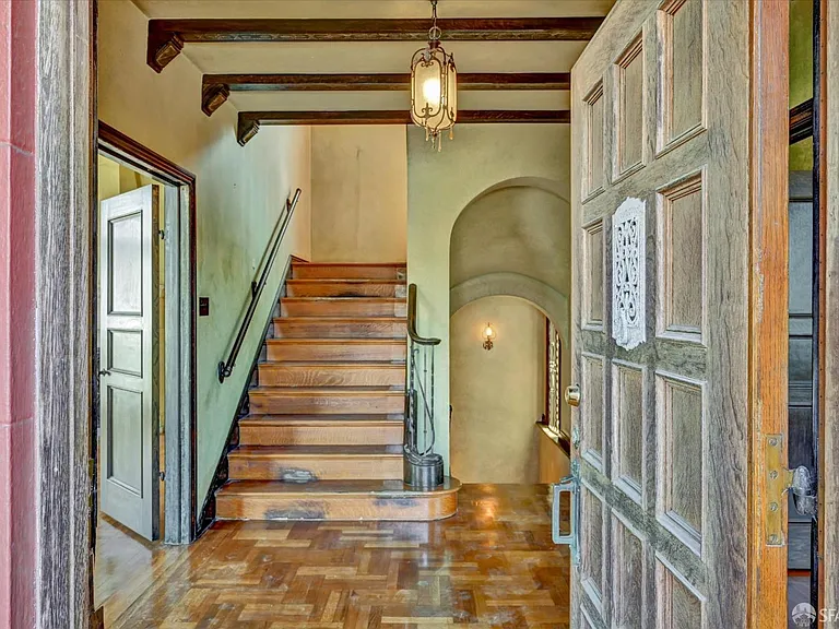 201 Capra Way, San Francisco, CA 94123