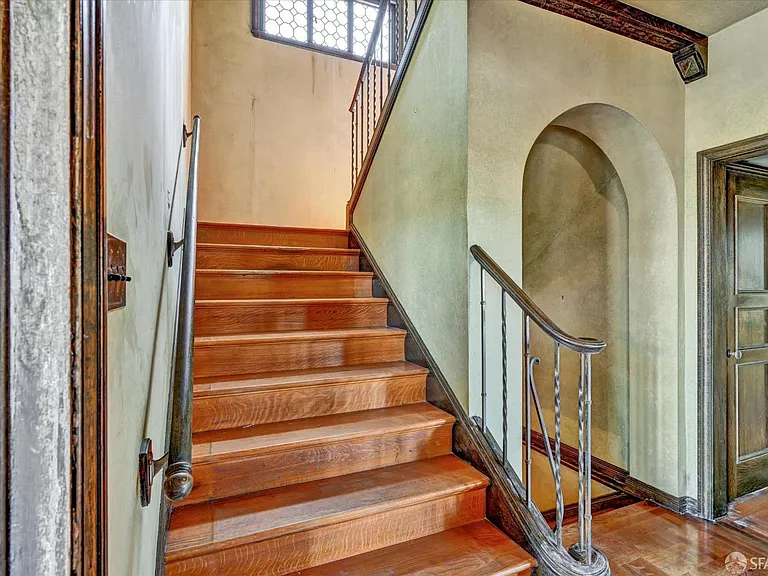 201 Capra Way, San Francisco, CA 94123