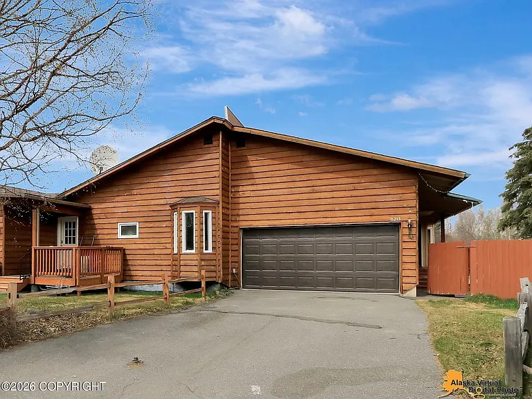 8213 Race Cir, Anchorage, AK 99504
