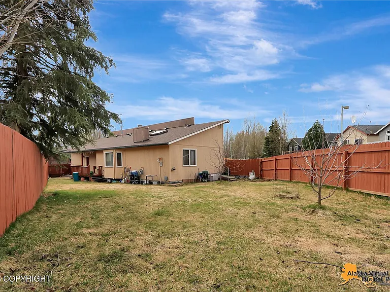 8213 Race Cir, Anchorage, AK 99504