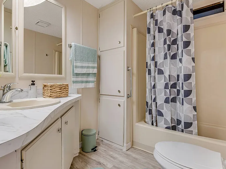 15 Dover Falls Rd #909, Ormond Beach, FL 32174