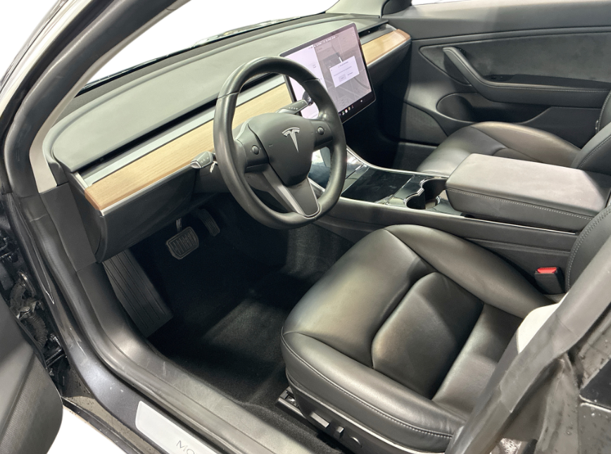 Model 3 Standard Range Plus Rear-Wheel Drive