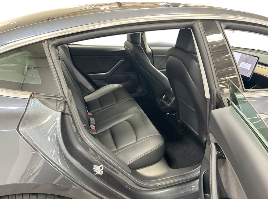 Model 3 Standard Range Plus Rear-Wheel Drive