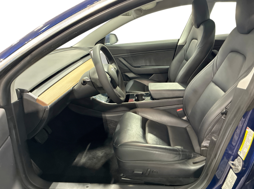 Model 3 Standard Range Plus Rear-Wheel Drive