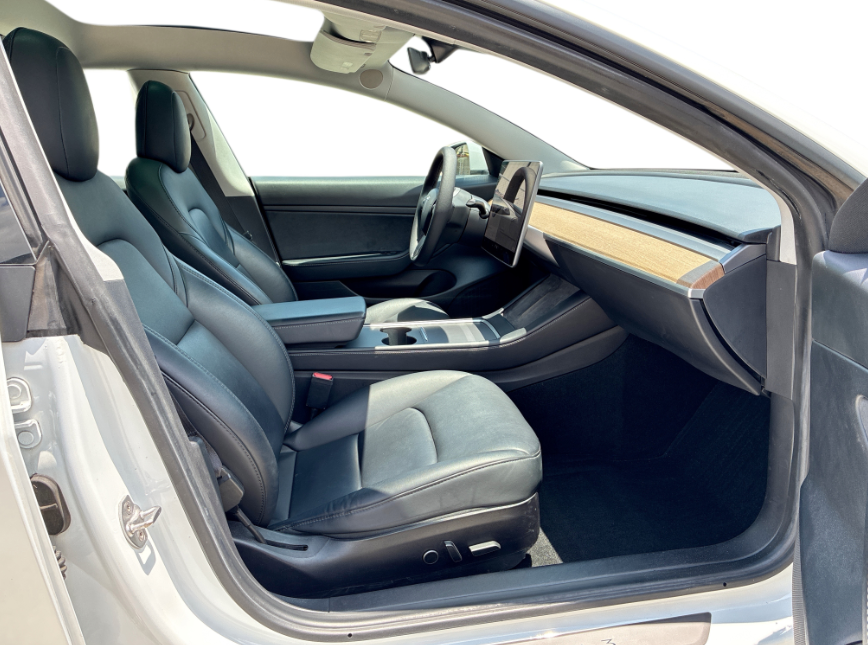 Model 3 Standard Range Plus Rear-Wheel Drive